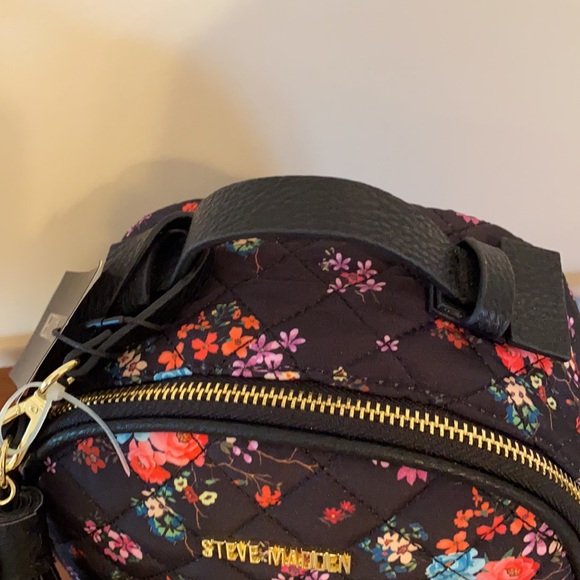 Steve Madden Black/Multi BBLOGO Backpack - Picture 6 of 10